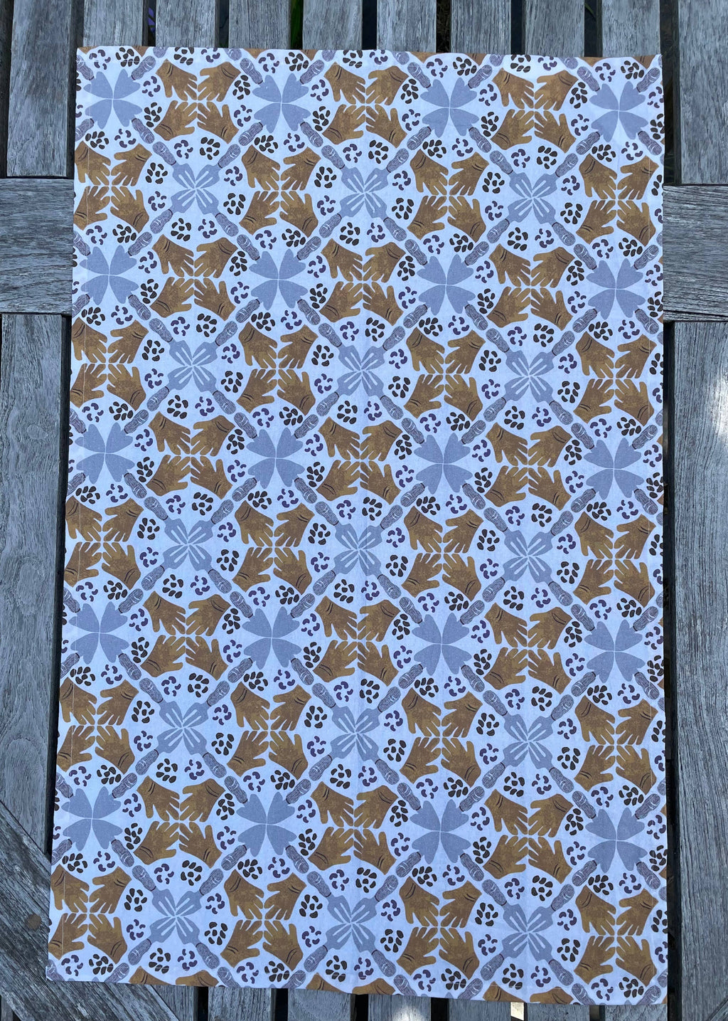 Kitchen Garden Tea Towel – Gold